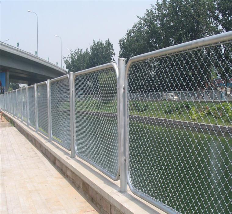 護(hù)欄網(wǎng),市政護(hù)欄網(wǎng),欄網(wǎng)廠家