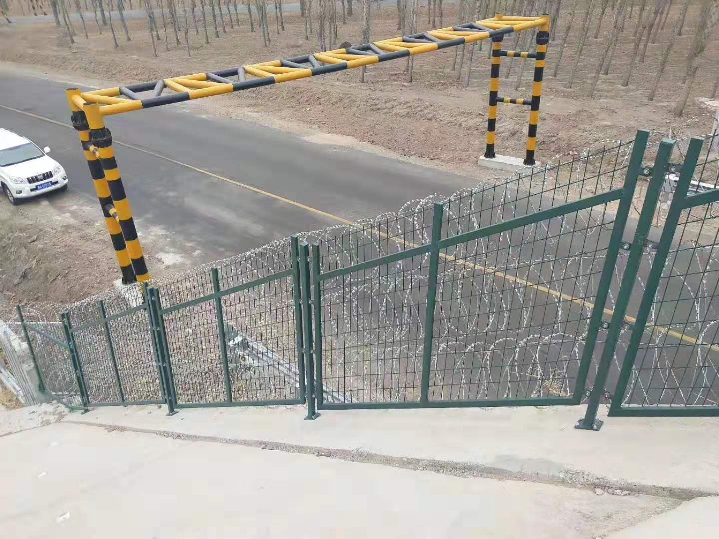 護欄網(wǎng),市政護欄網(wǎng),欄網(wǎng)廠家
