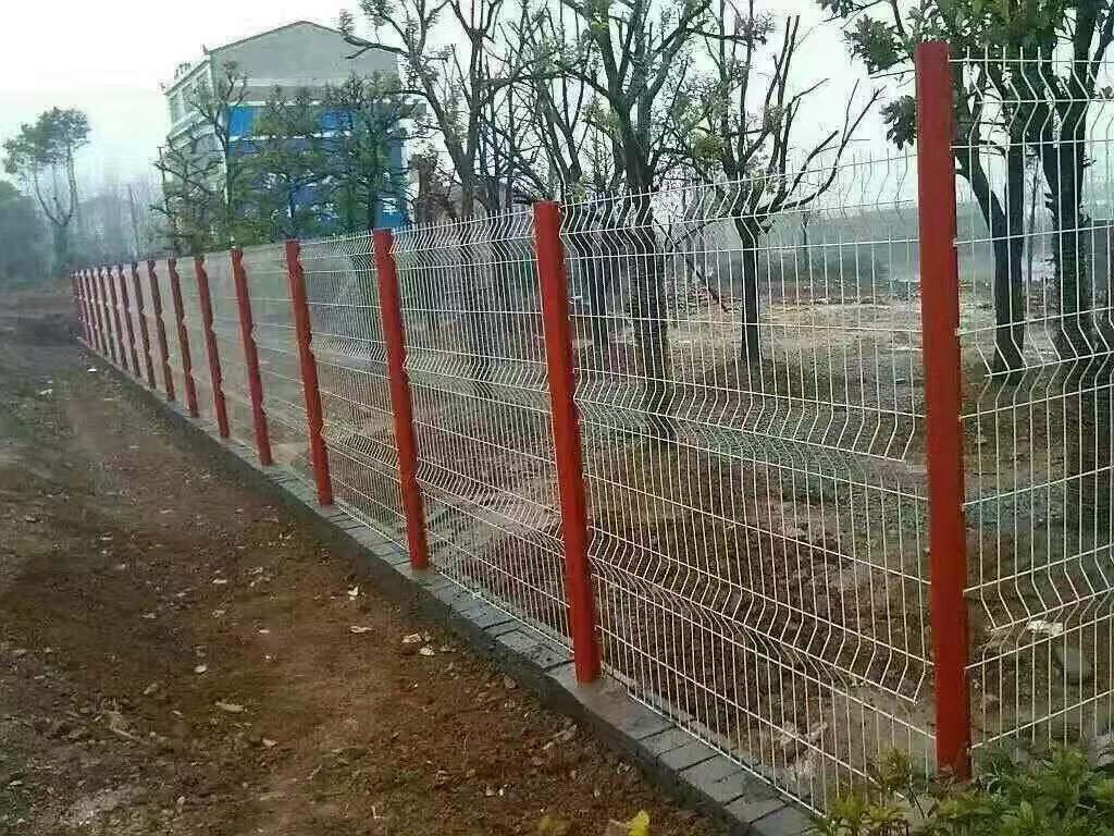 圍墻防護(hù)網(wǎng)