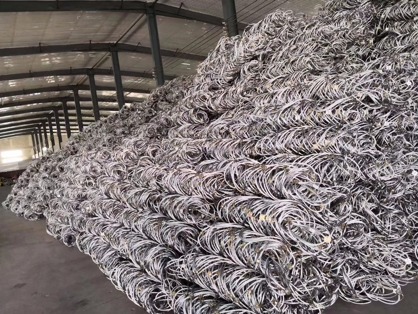 山體滑坡防護(hù)網(wǎng)