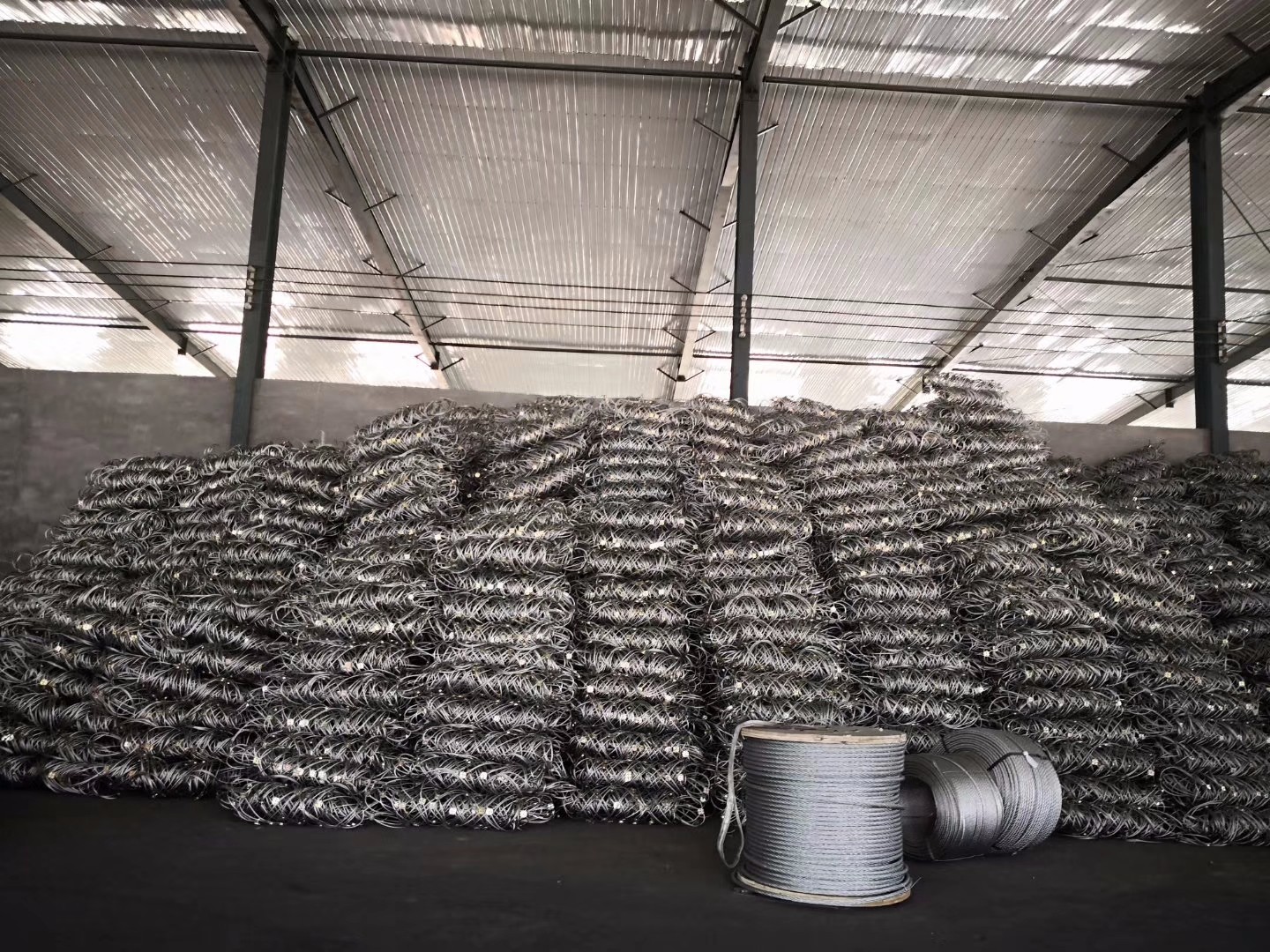 山體滑坡防護(hù)網(wǎng)