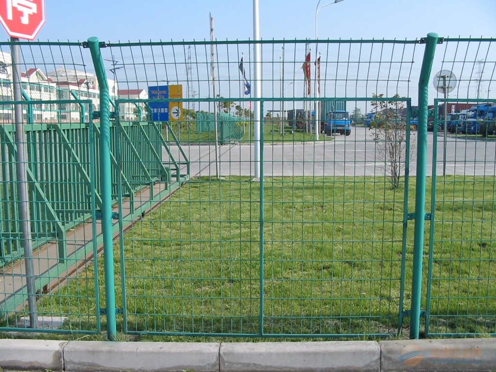 高速公路防護(hù)網(wǎng)