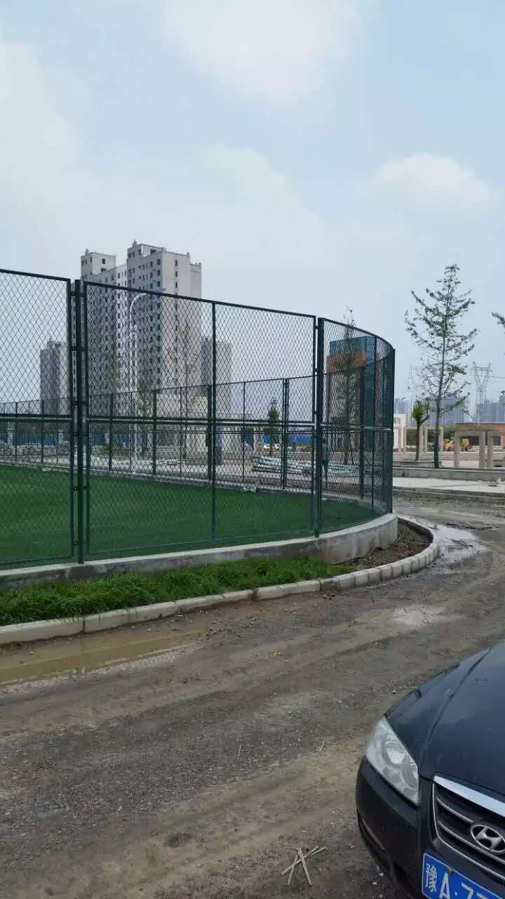 操場圍欄網(wǎng)