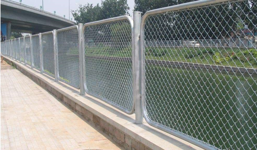 金屬圍欄網(wǎng)