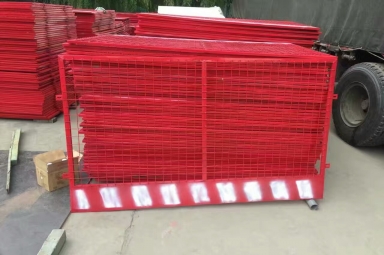基坑護(hù)欄網(wǎng)基坑臨邊防護(hù)網(wǎng)