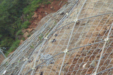 柔性邊坡防護網(wǎng)